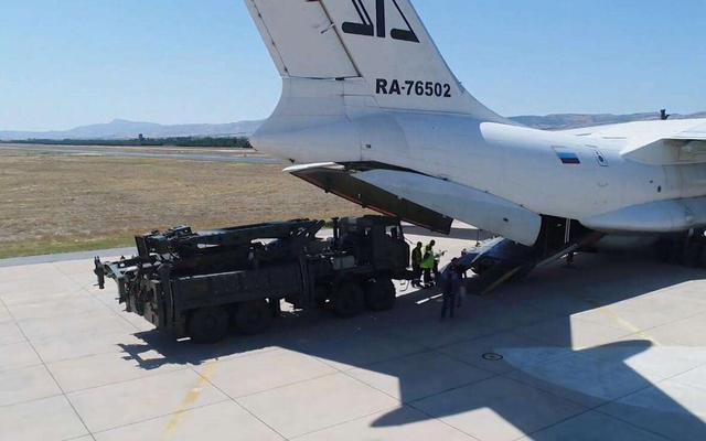 莫迪到访空军基地画面仍可见S-400
