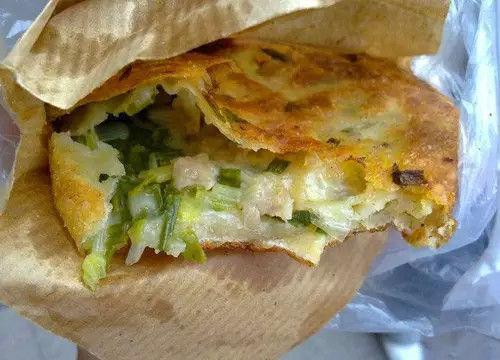沪上网红“阿大葱油饼”开业近一月