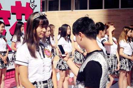 男子报团旅游遭女团友“诱惑”秒拒