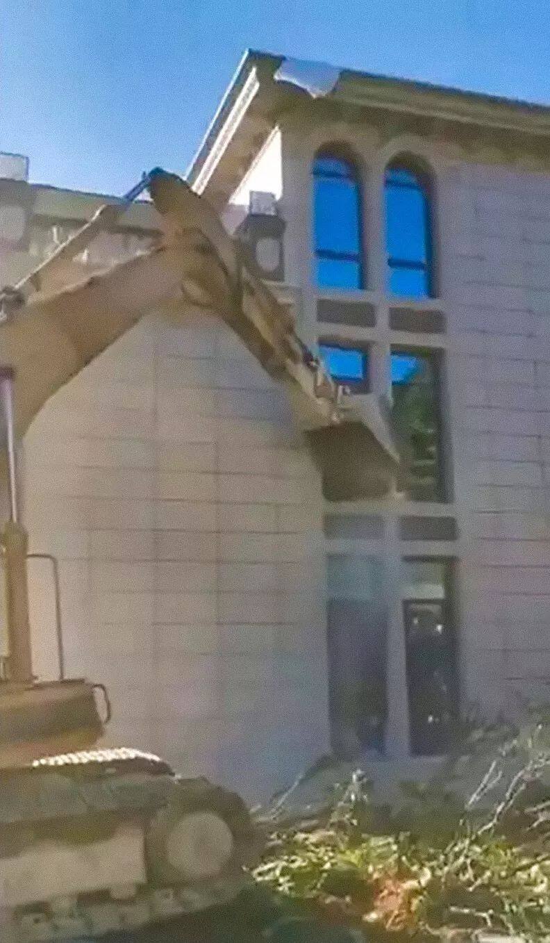 10亿违建豪宅将强拆