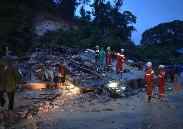 广西突发山洪致3人遇难1人失联