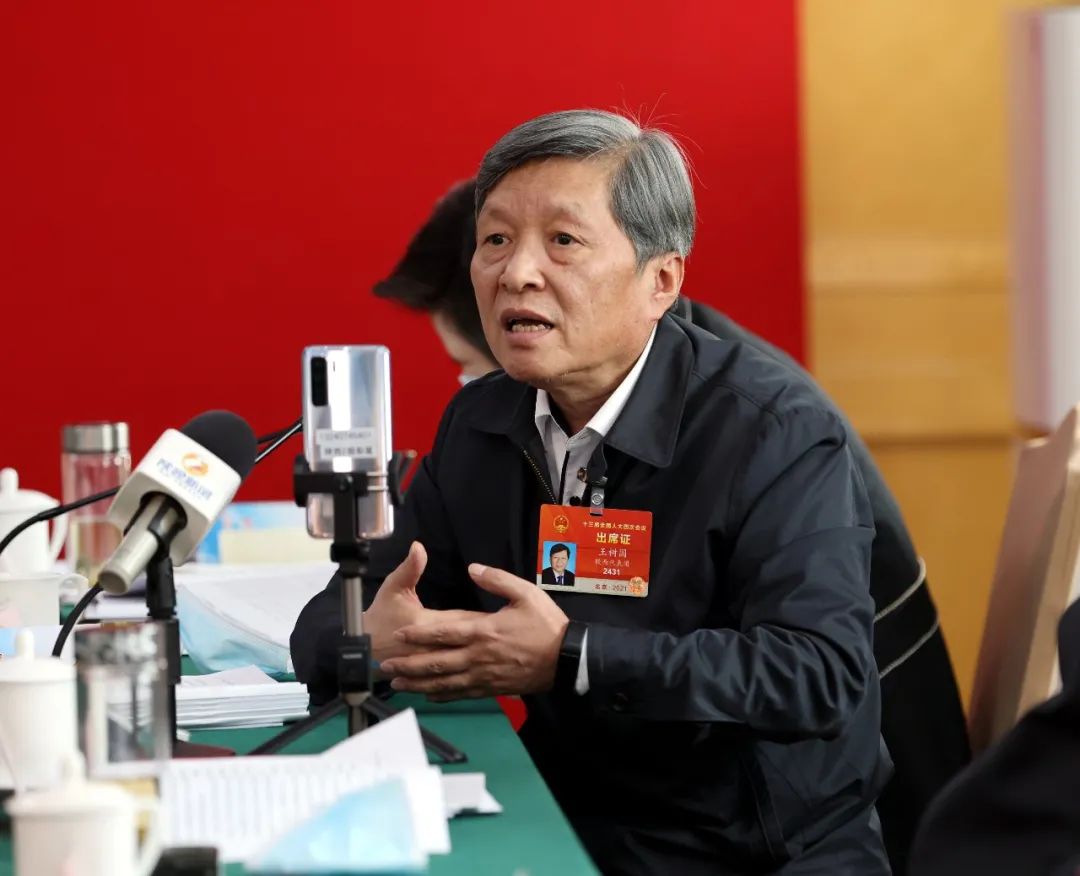 王树国感慨大学已落后于社会发展，教育变革迫在眉睫！
